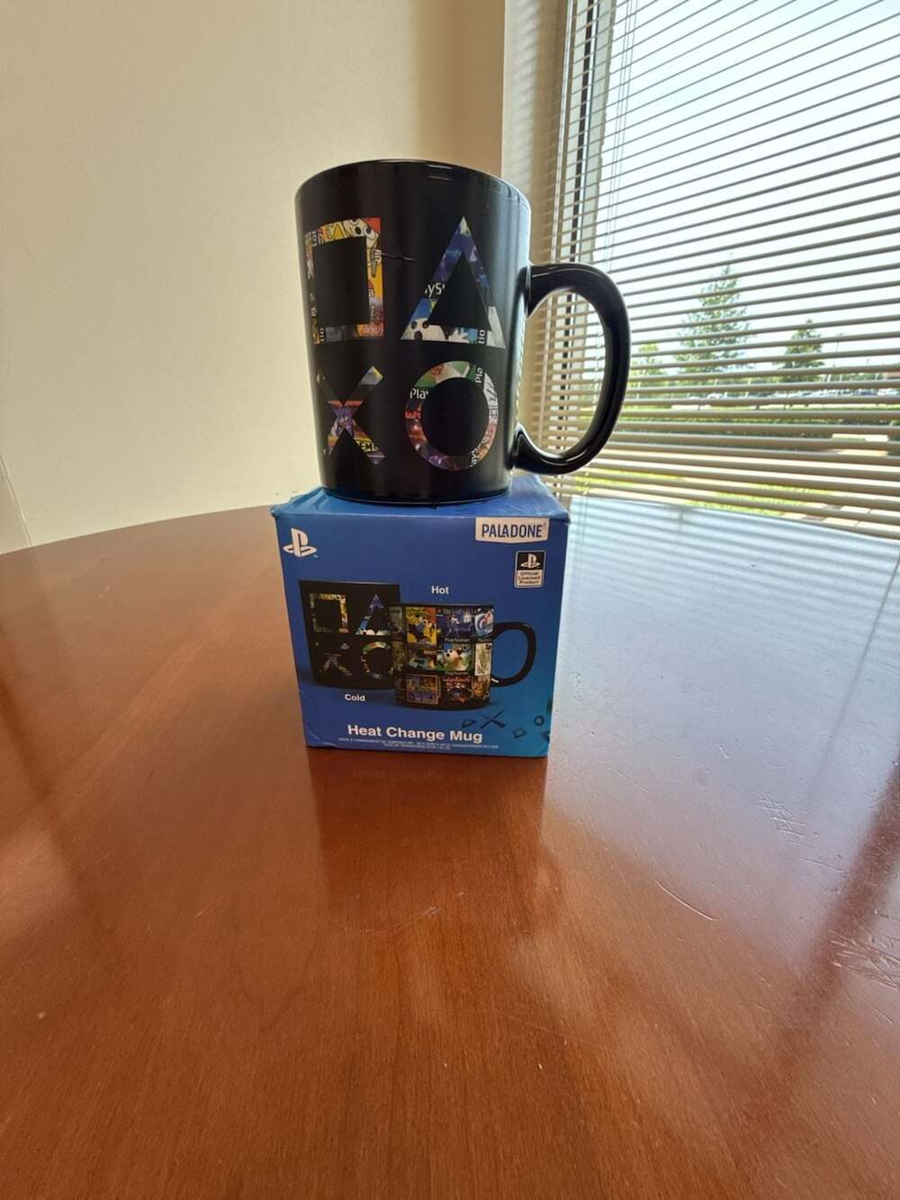 Paladone Sony PlayStation Heat Change Coffee Mug